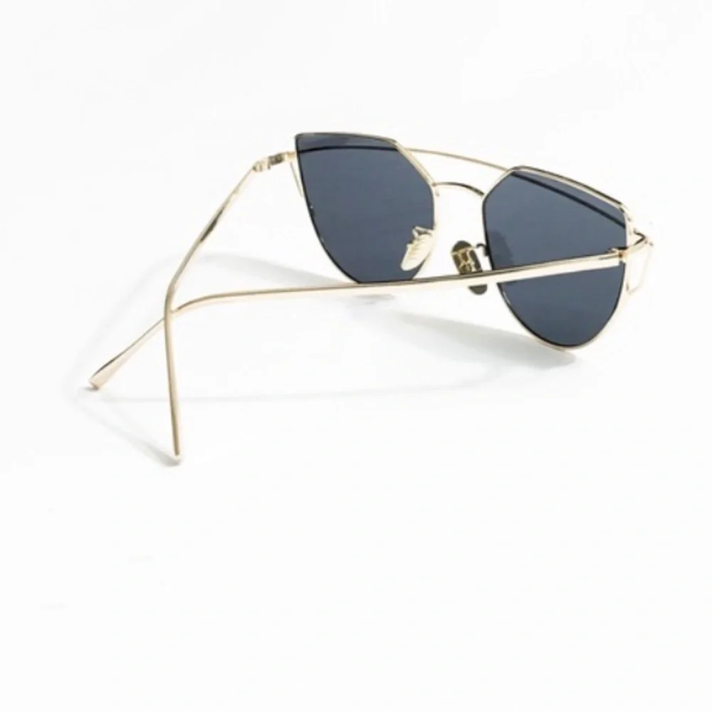 NEW Black/Gold Cat Eye Aviator Sunglasses - Picture 3 of 4